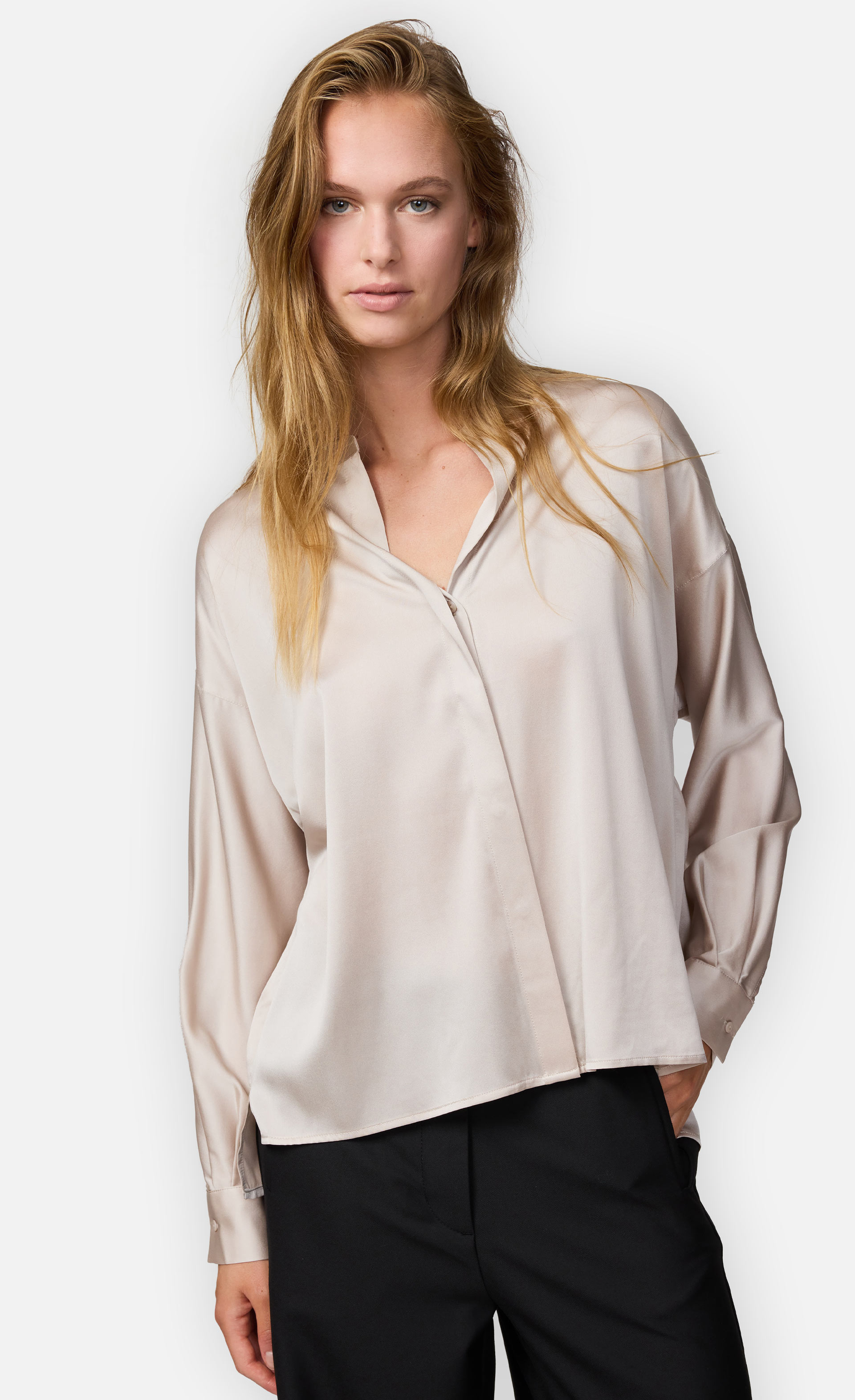 Chantellesa - Oversized Seidensatinbluse