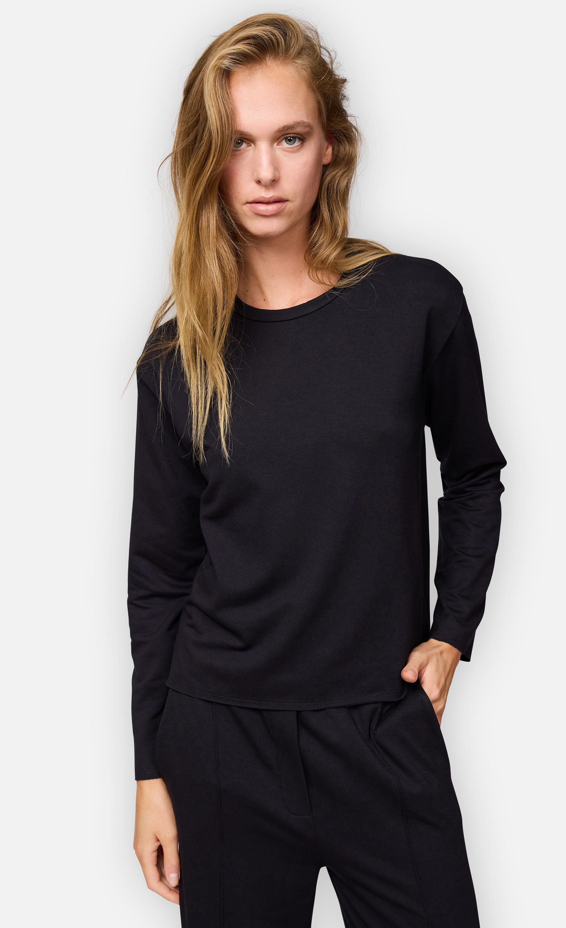 Violettene---Sweatshirt-aus-Viskose