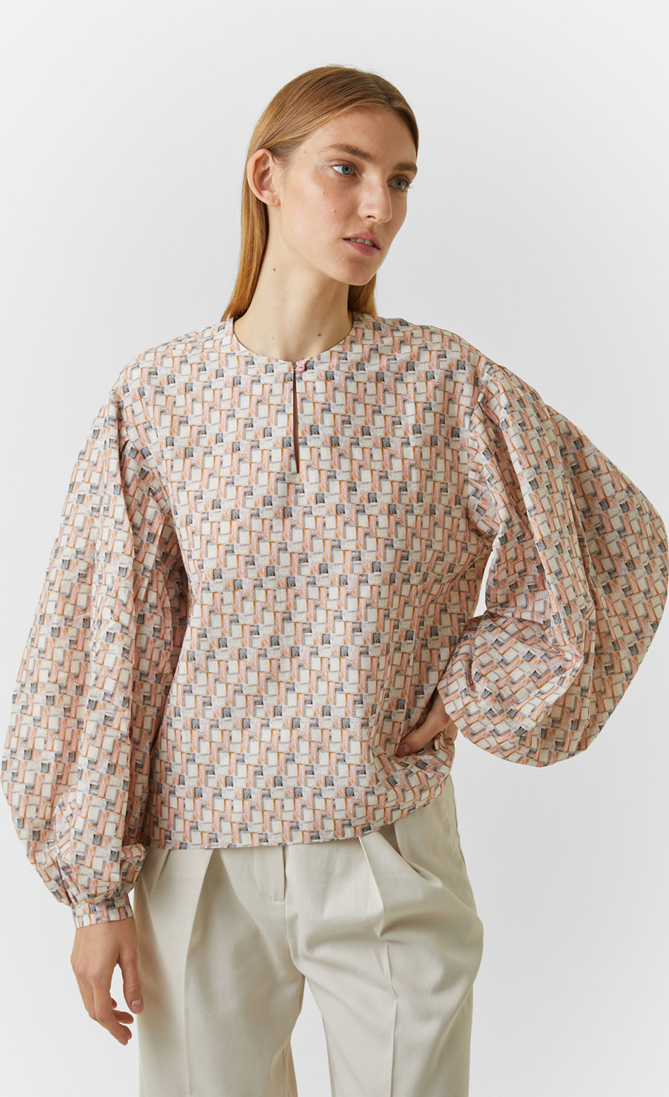 Walburga---Baumwoll-Seidenbluse-mit-Print